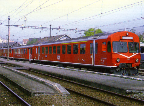 [3-teiliger Pendelzug BDe 576 im Einsatz bis Juni 2005.]